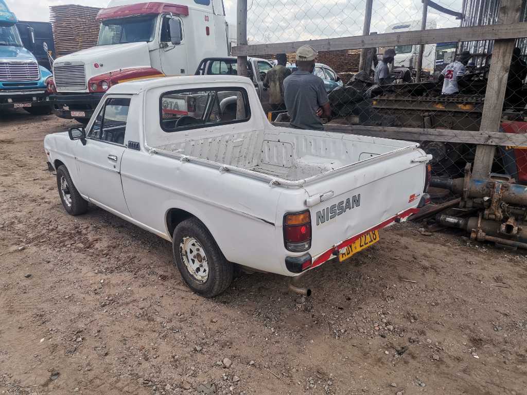 A picture of Nissan champ 1400