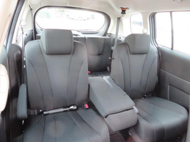 A picture of Nissan Lafesta