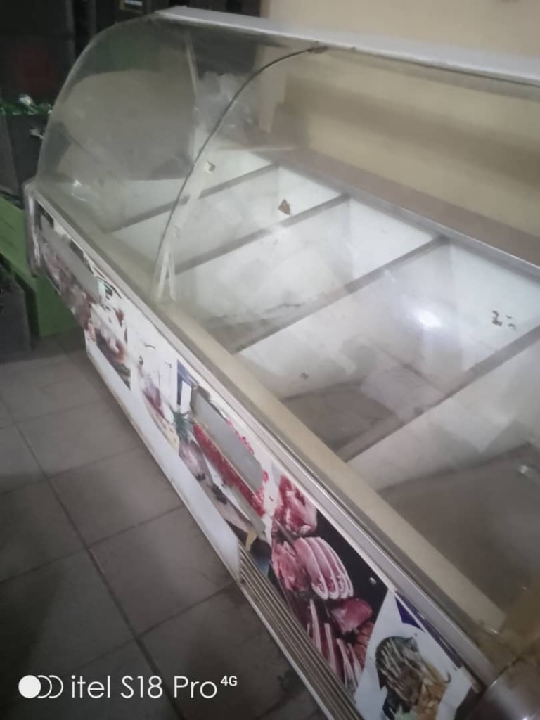 A picture of Butchery display fridge 5 compartments