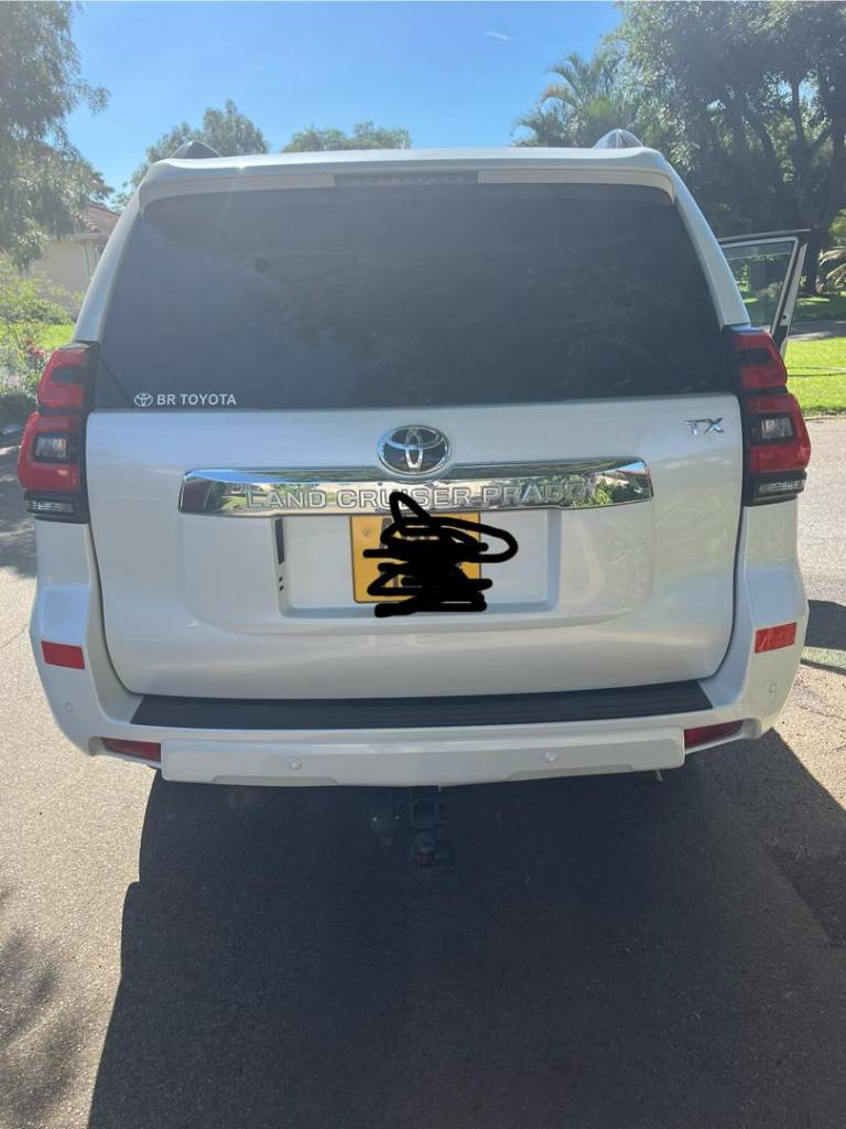 A picture of Toyota landcruiser prado tx