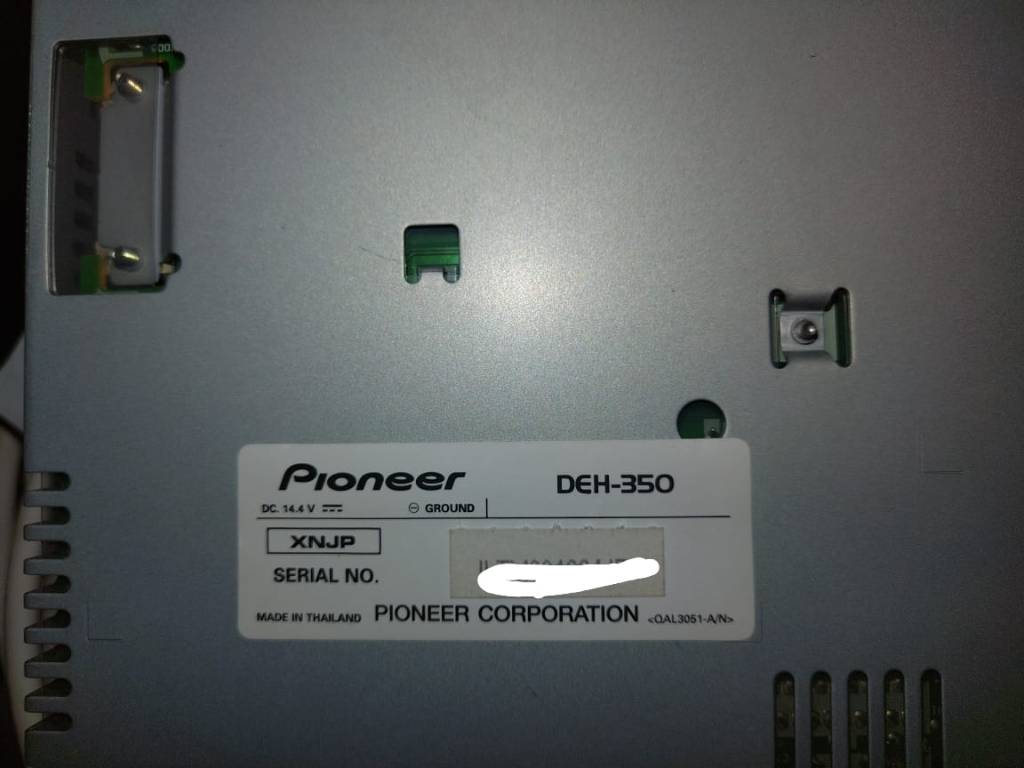 A picture of Car radio pioneer for sale pre used 70 model DEH 350