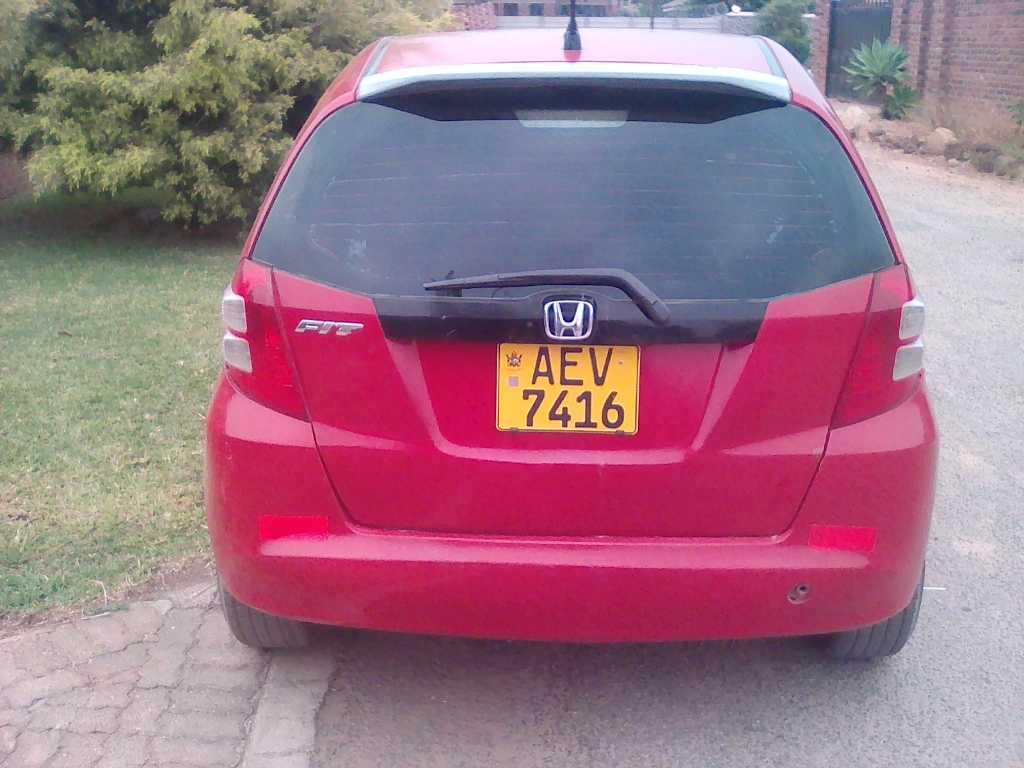 A picture of Honda Fit New Shape ge6