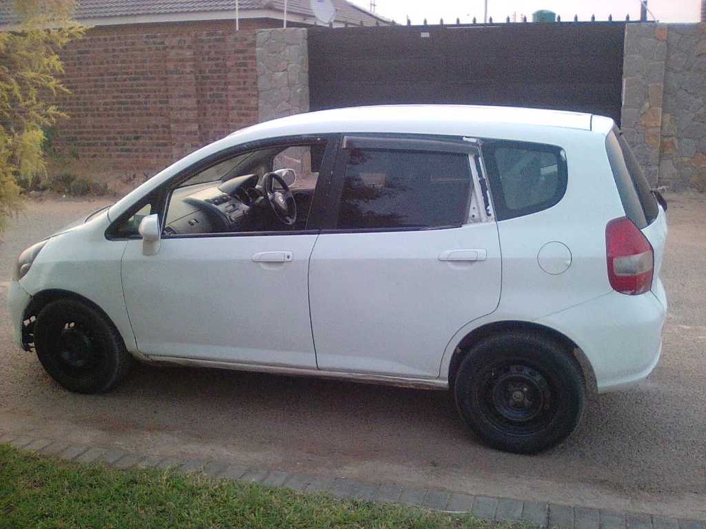 A picture of Honda Fit Old Shape