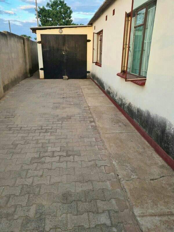 A picture of 4 BEDROOM HOUSE FOR SALE IN NKULUMANE 12 BULAWAYO 