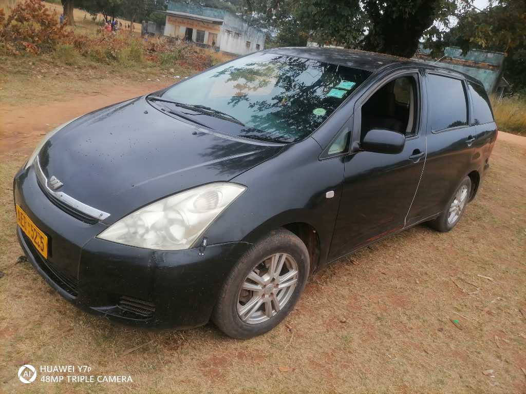 Toyota wish Honde valley very intact clean solid engine new gear box neat