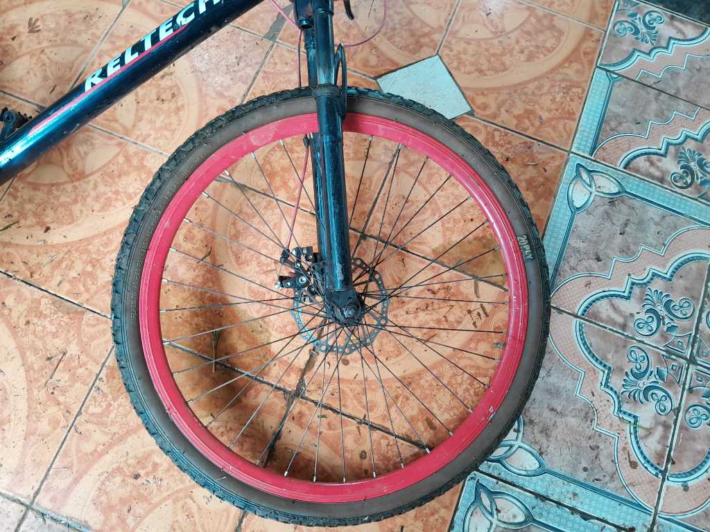 A picture of Bicycle _ reltech bicycle 