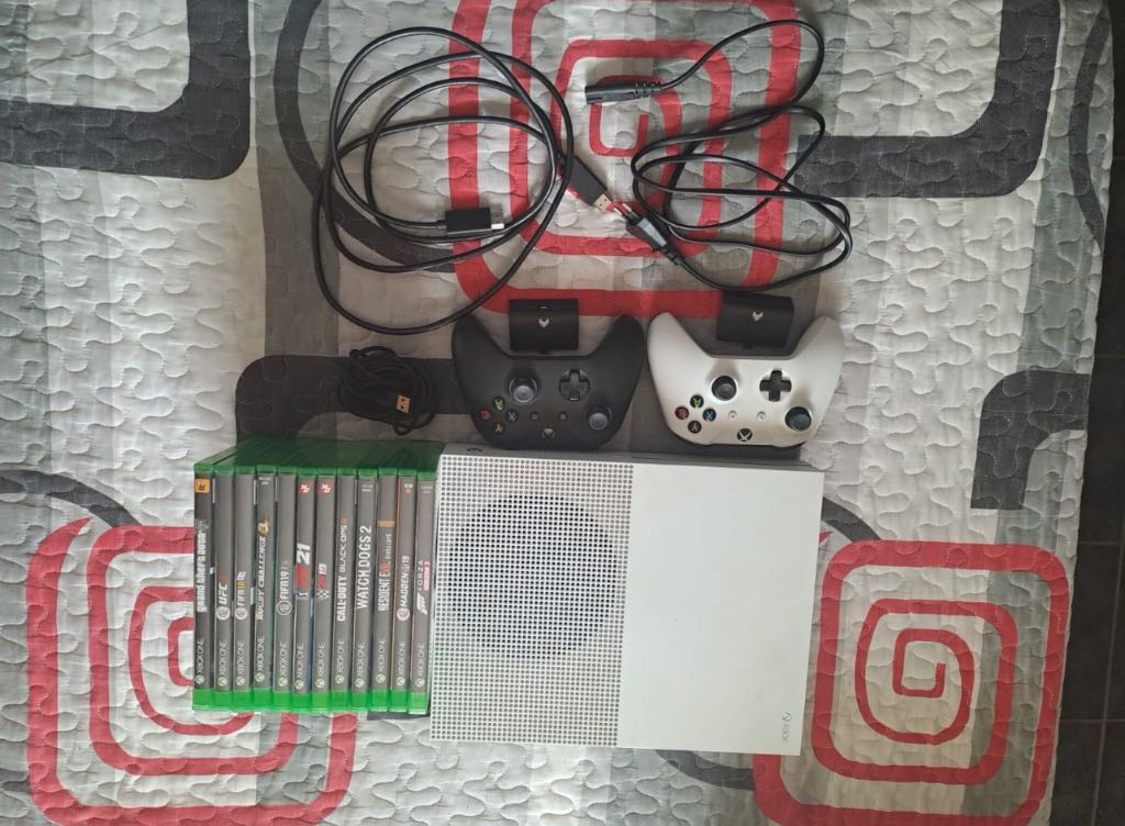 X box one s 1Tb Bargain