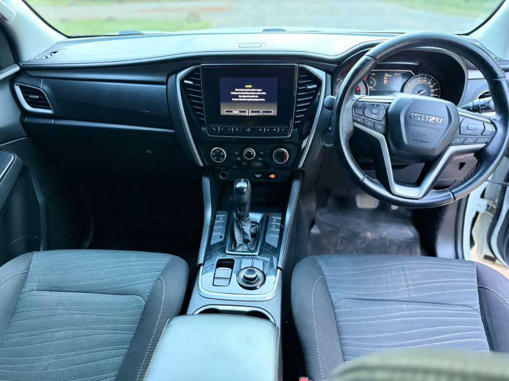 A picture of Isuzu MUX
