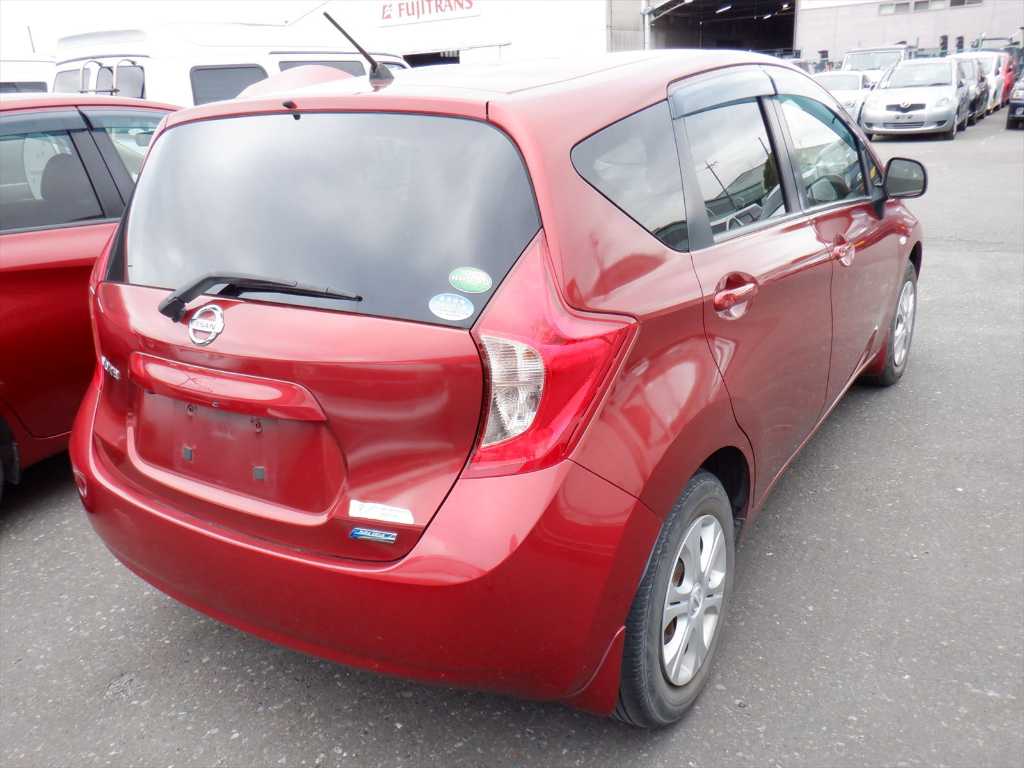 A picture of 2013 Nissan Note 