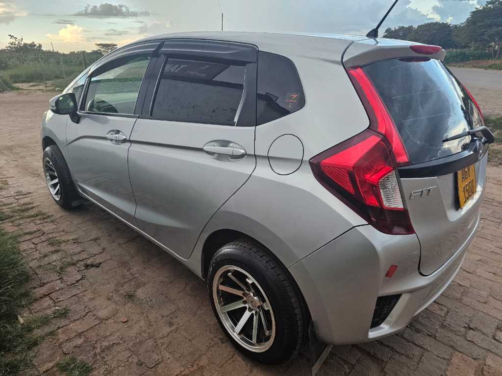 A picture of Honda Fit Gk3 2017 Model