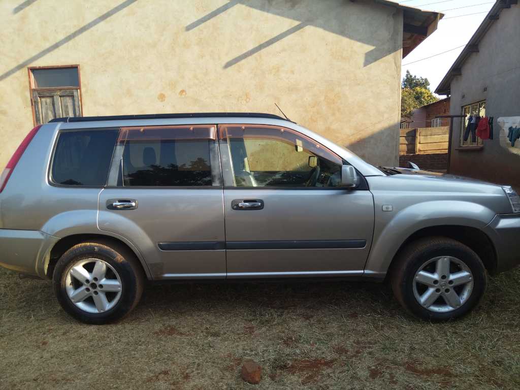 Nissan Xtrail T30 2004