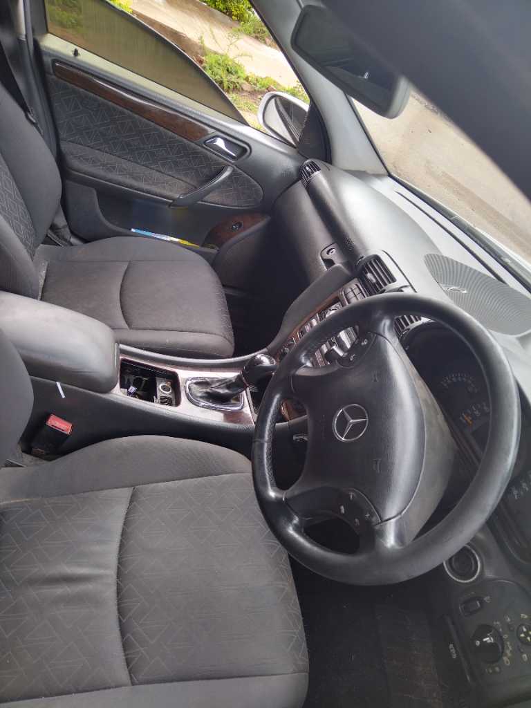 A picture of Mercedes Benz C240 W203 112