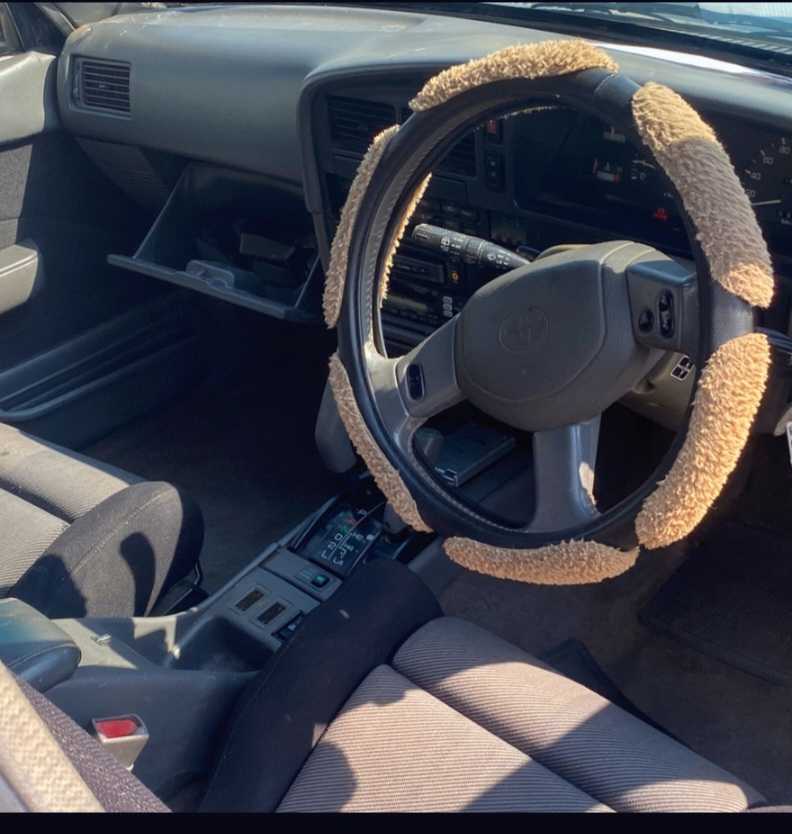 A picture of Toyota hilux Surf 