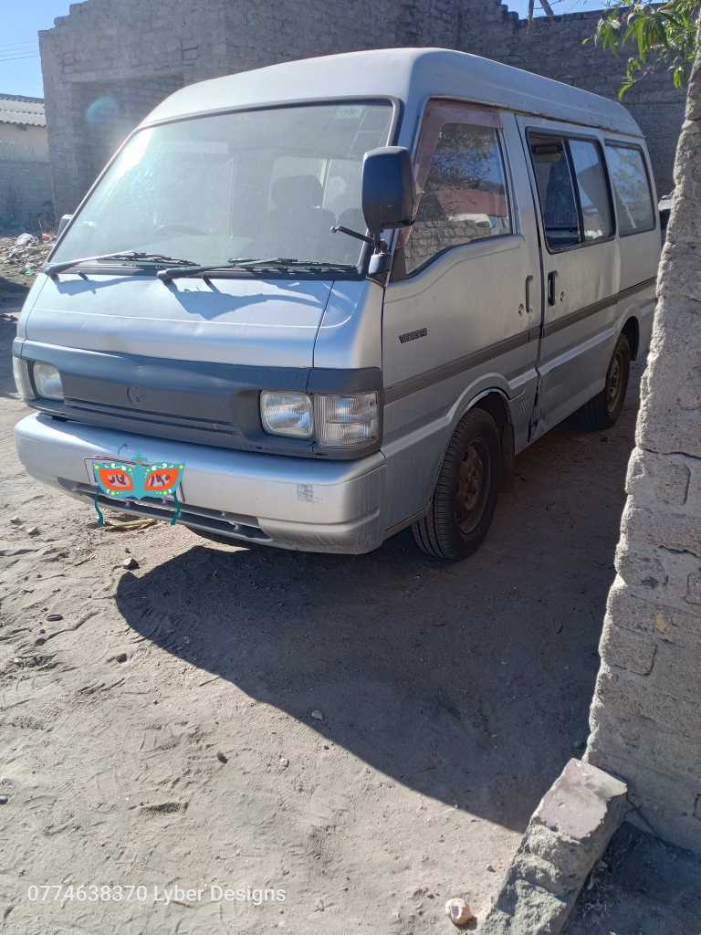 A picture of Nissan vanette 