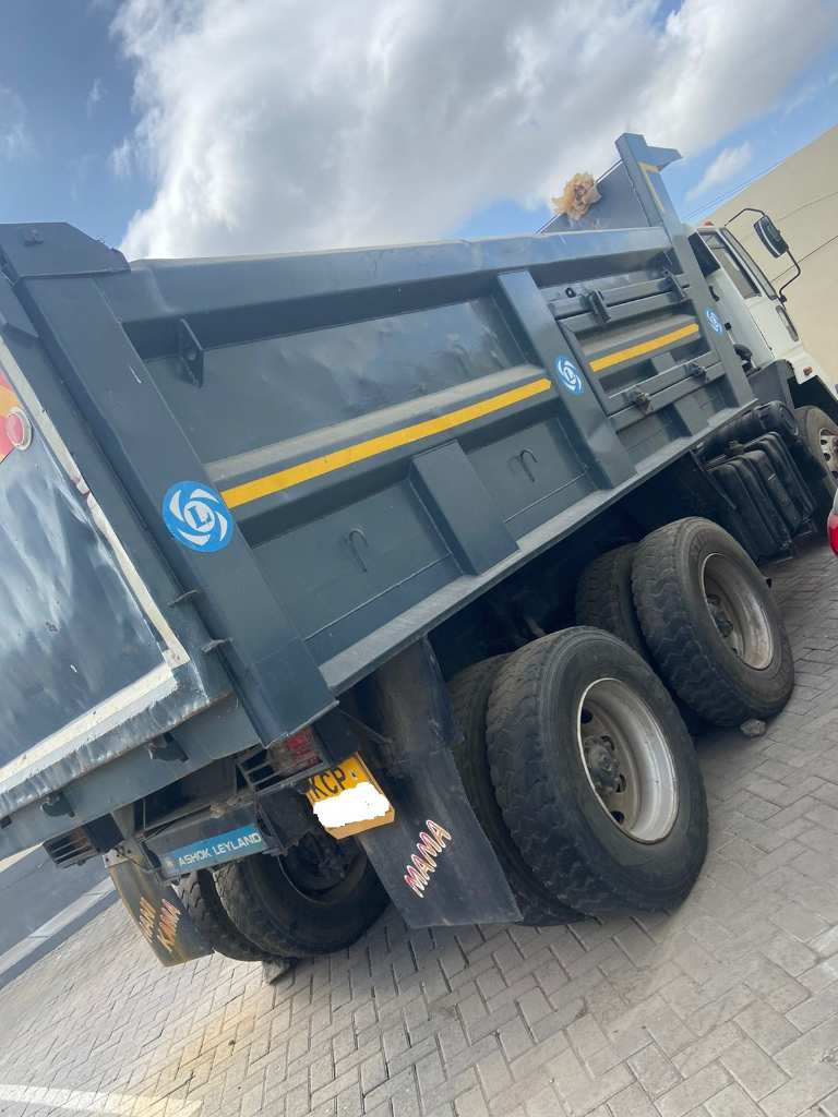 A picture of ASHOK LEYLAND TIPPER 2518IL for SALE 