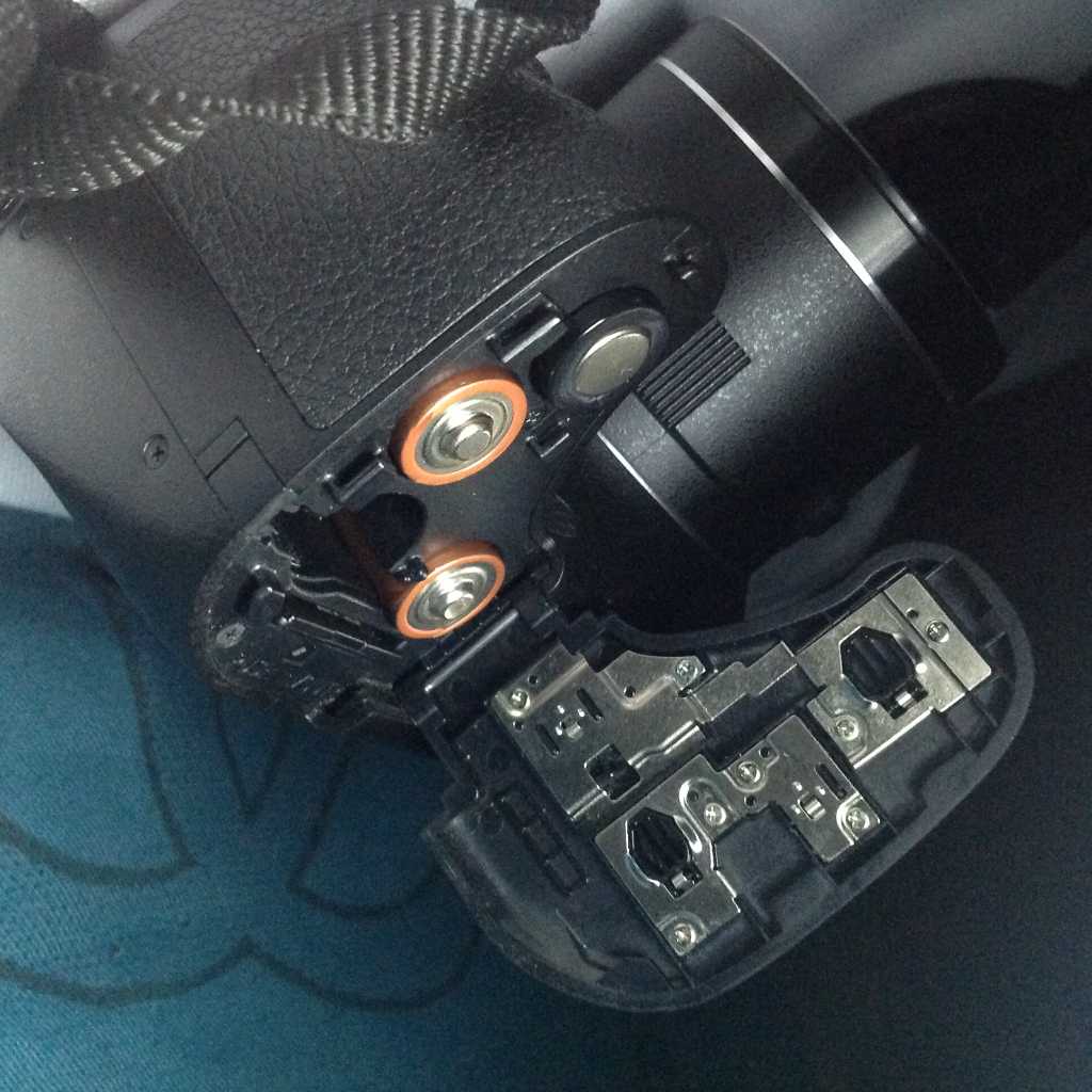 A picture of SONY CYBERSHOT DSC H300 CAMERA