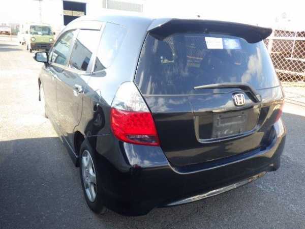 A picture of 2004 Honda Fit