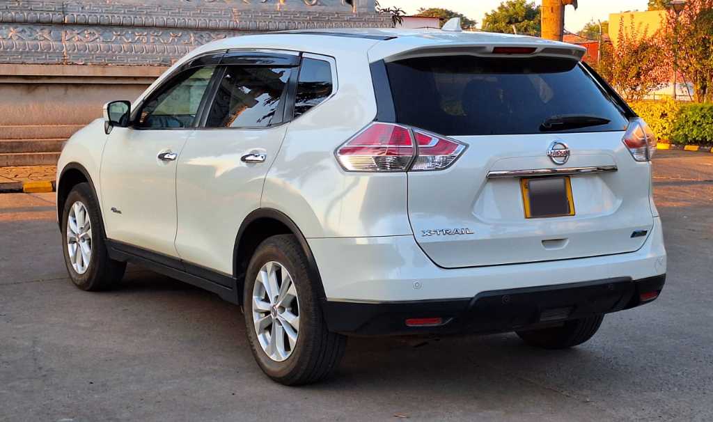 A picture of Nissan Xtrial 