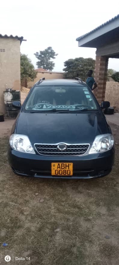 A picture of Toyota fielder 