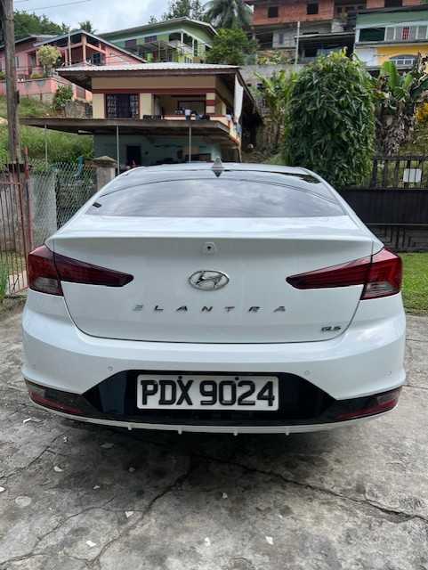 A picture of 2019 Hyundai Elantra GLS