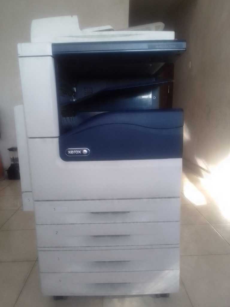 A picture of Xerox heavy duty machine color printer 