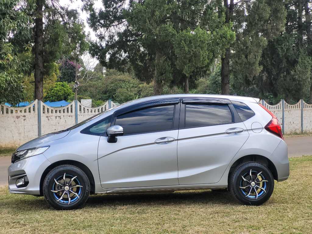 A picture of Honda fit gk4 2018