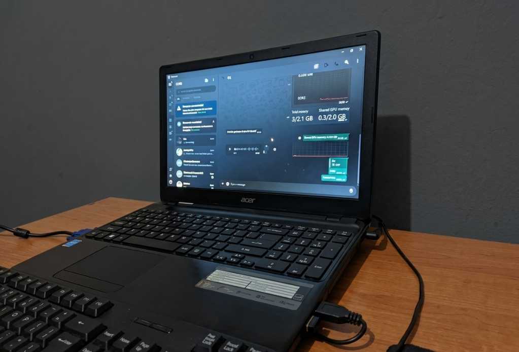 A picture of Acer aspire windows pc