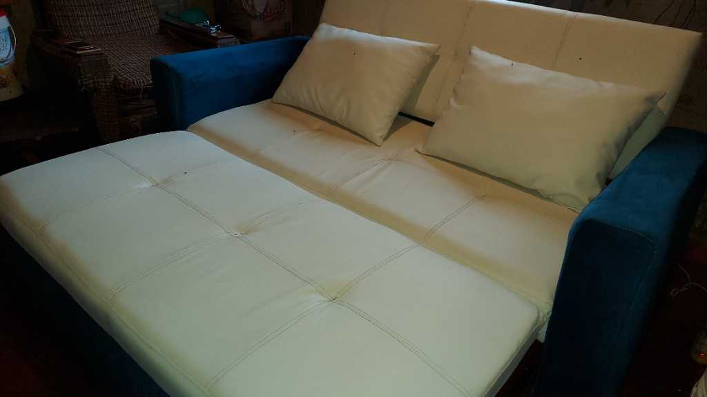 A picture of Sofa bed