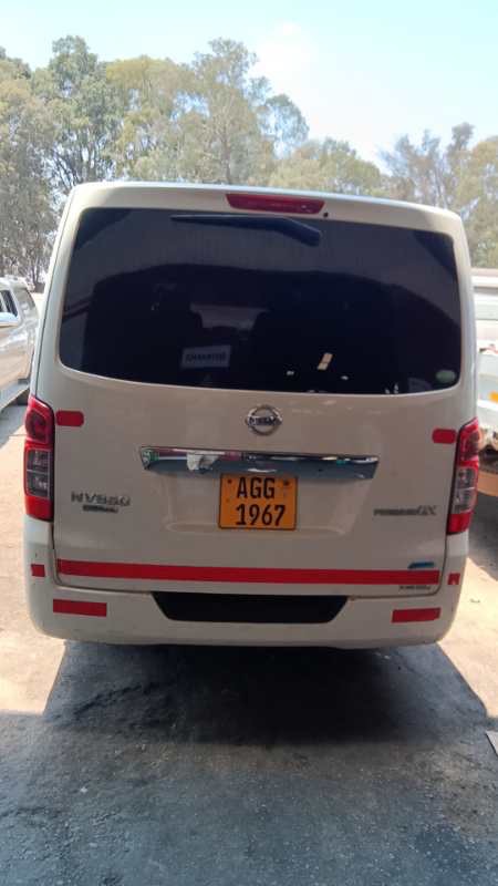 A picture of Nissan Nv350 
