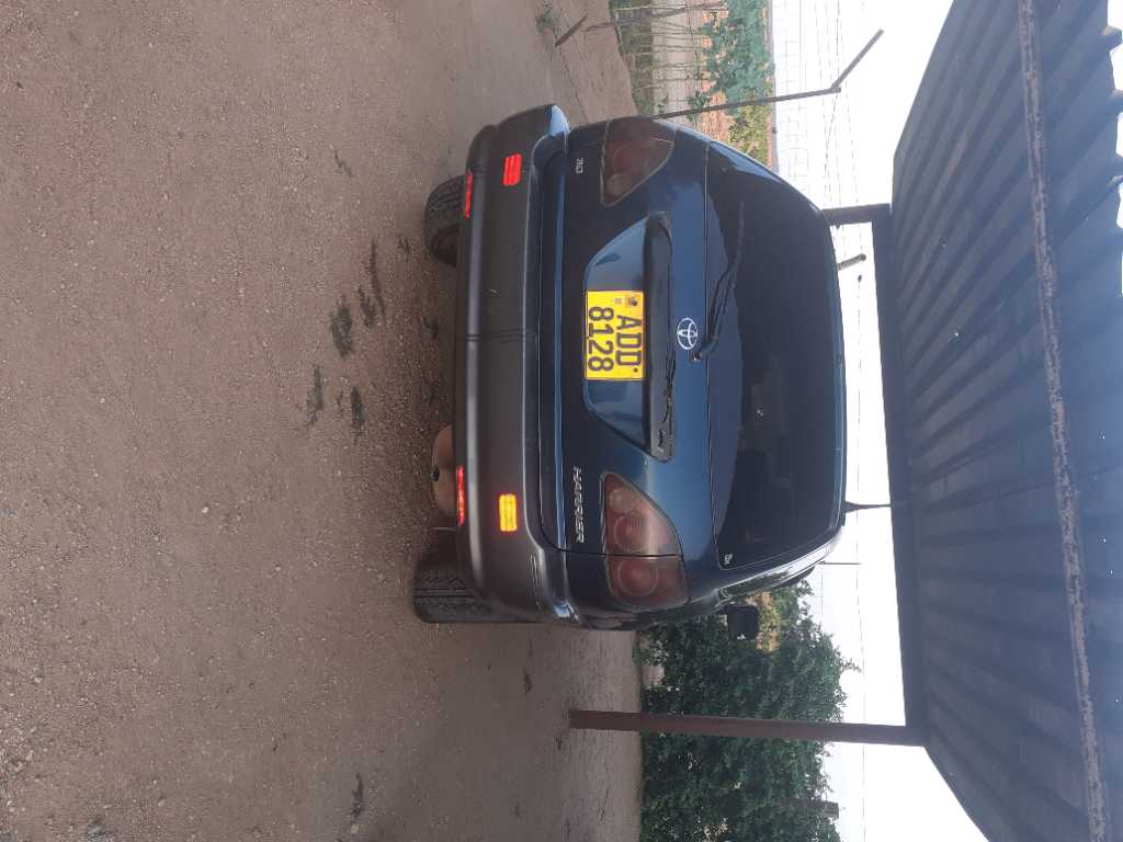 A picture of Toyota Harrier