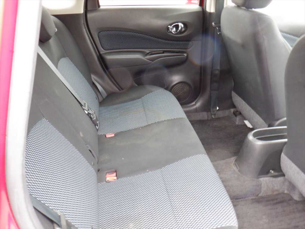 A picture of 2013 Nissan Note 