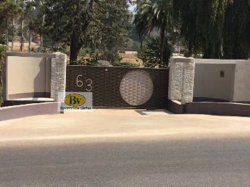 A picture of Basket Gate