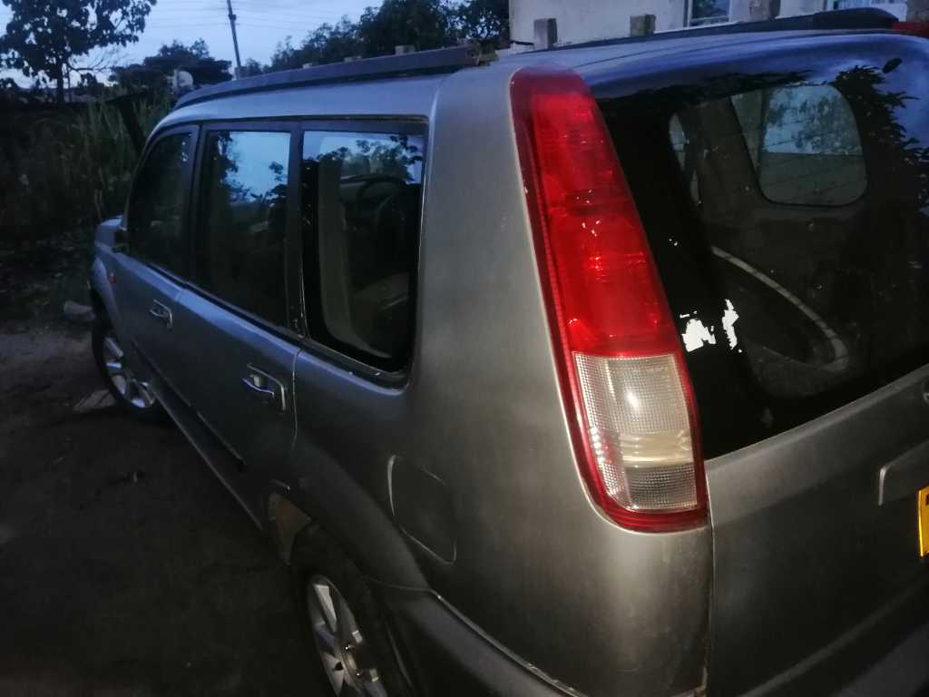 A picture of Manual Nissan Xtrail 