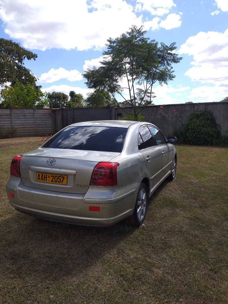 A picture of Avensis Non D4 . 3250USD 0772366924