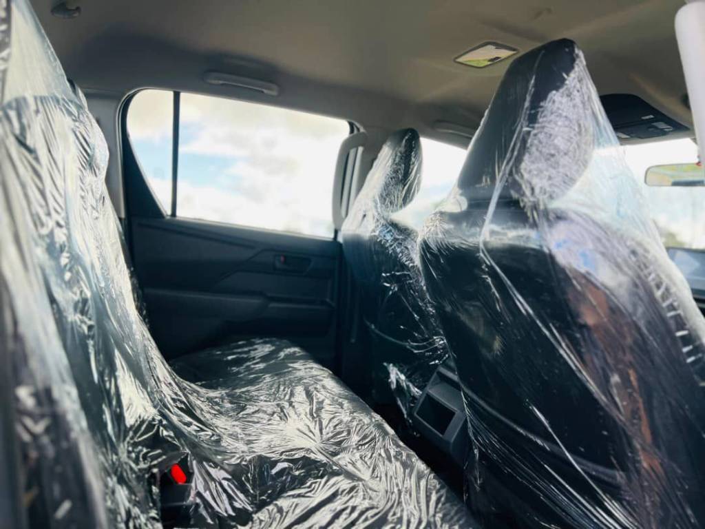 A picture of Toyota Hilux Travo 2 8 Silver