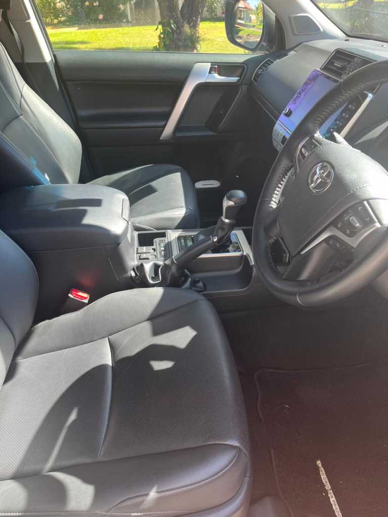 A picture of Toyota landcruiser prado tx
