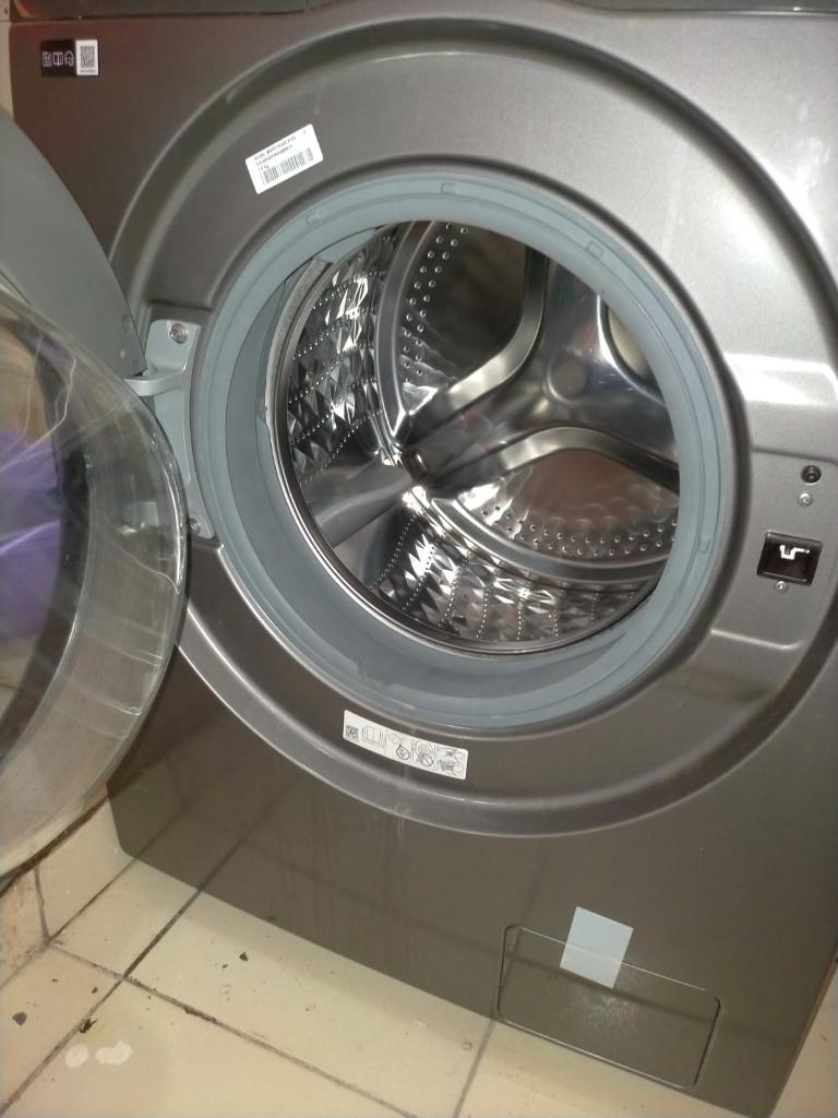 A picture of Samsung Washing Machine WW70T4020CX