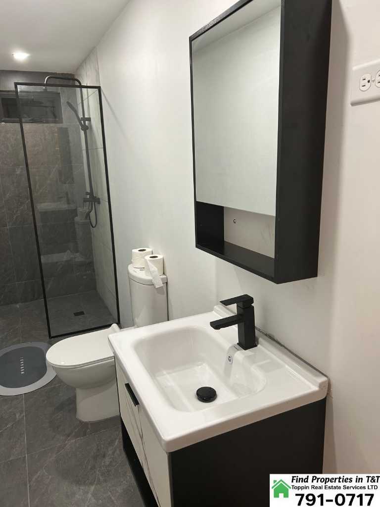 A picture of Modern 1 Bedroom Apartment in Santa Cruz Perfect for Rent