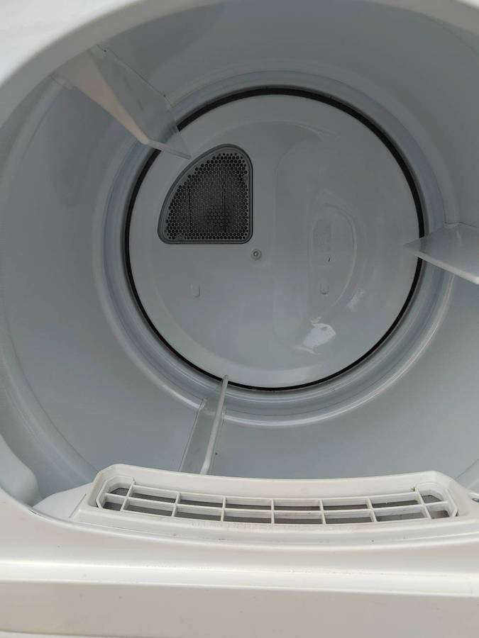 A picture of SPEED QUEEN TUMBLE DRYER HEAVY DUTY 8 2KG