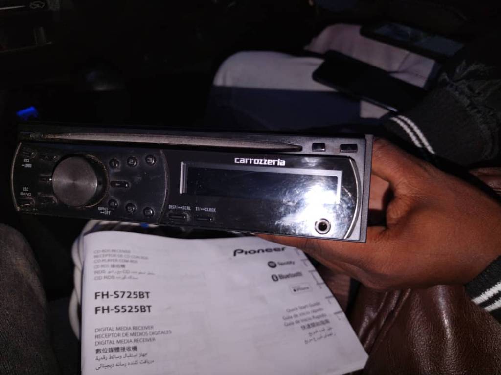 Car radio pioneer for sale pre used ,$70 model DEH-350