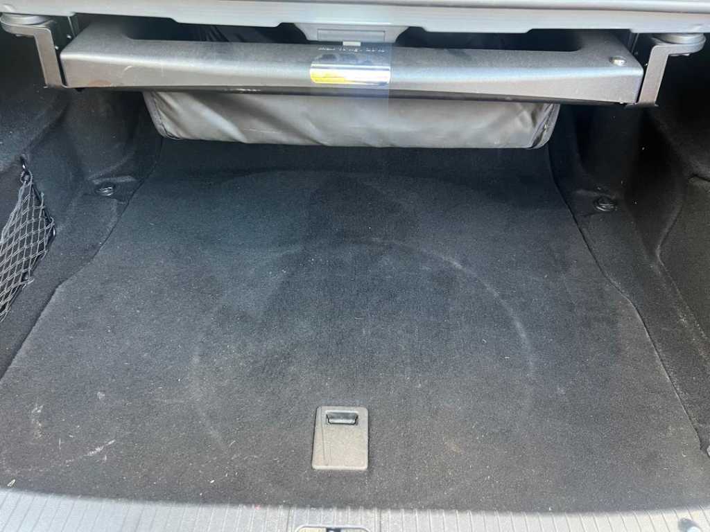 A picture of Car