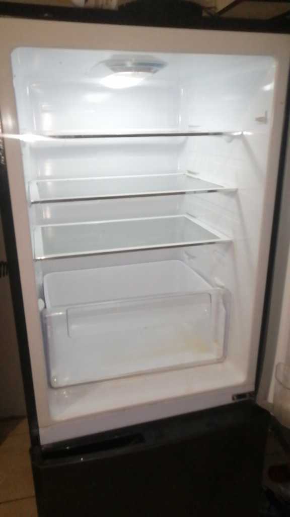 A picture of Upright fridge for sale 
