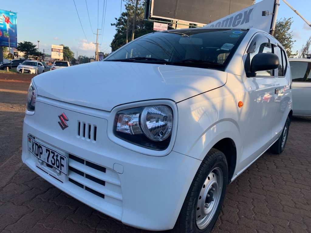 A picture of 2017 Suzuki alto just 680k