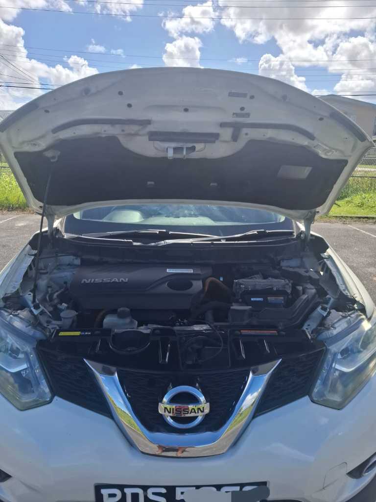 A picture of NISSAN XTrail 2017 Hybrid