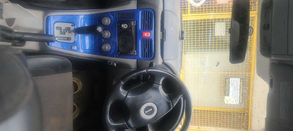 A picture of Subaru forester sg5