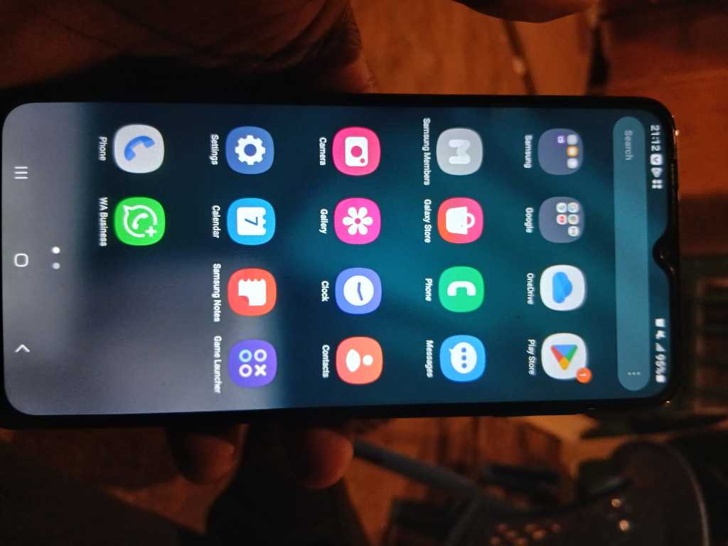 A picture of Samsung Galaxy A12 4gb 128gb