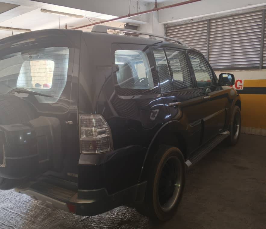 MITSUBISHI PAJERO V6