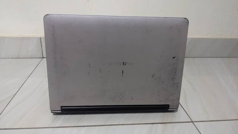 A picture of POSITIVO BGH I5 500GB HDD 4GB RAM
