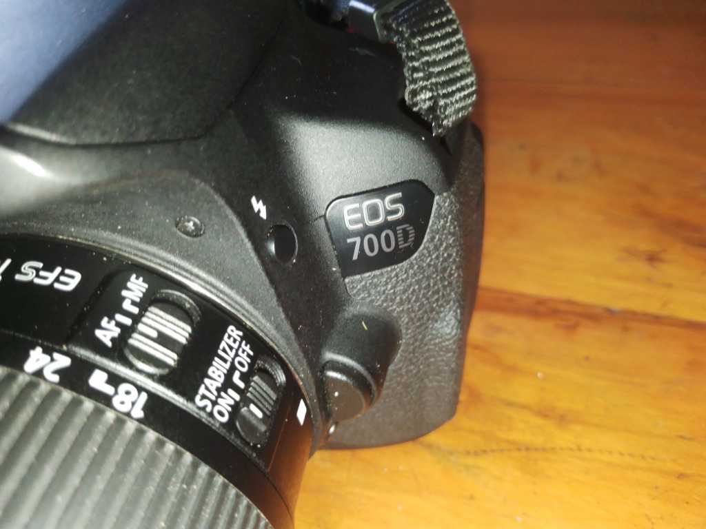 A picture of Camera EOS700 D