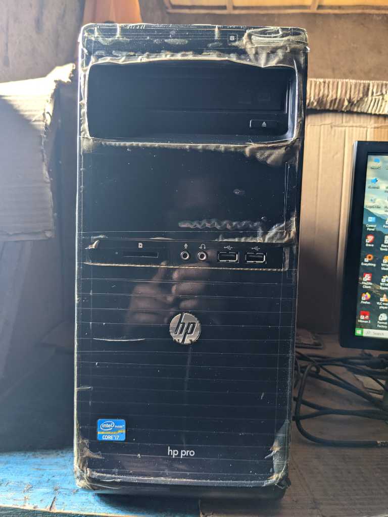 A picture of CPU HP PRO i7
